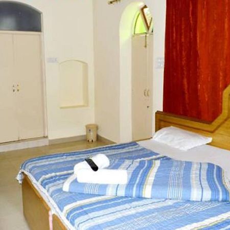 Hotel Bhajgovindam Харідвар Номер фото