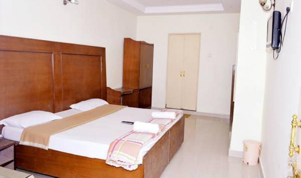 Hotel Bhajgovindam Харідвар Номер фото