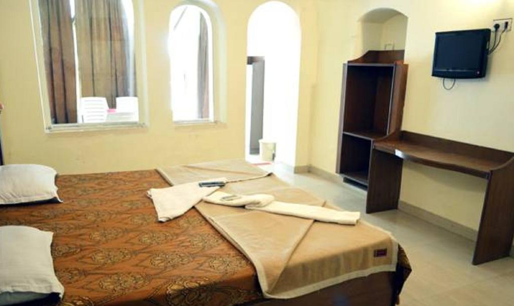 Hotel Bhajgovindam Харідвар Номер фото